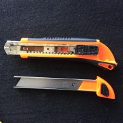 Pumpkin มีดคัตเตอร์ (1)